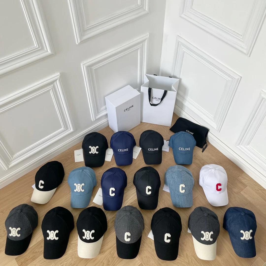 Коллекция бейсбольных кепок Celine