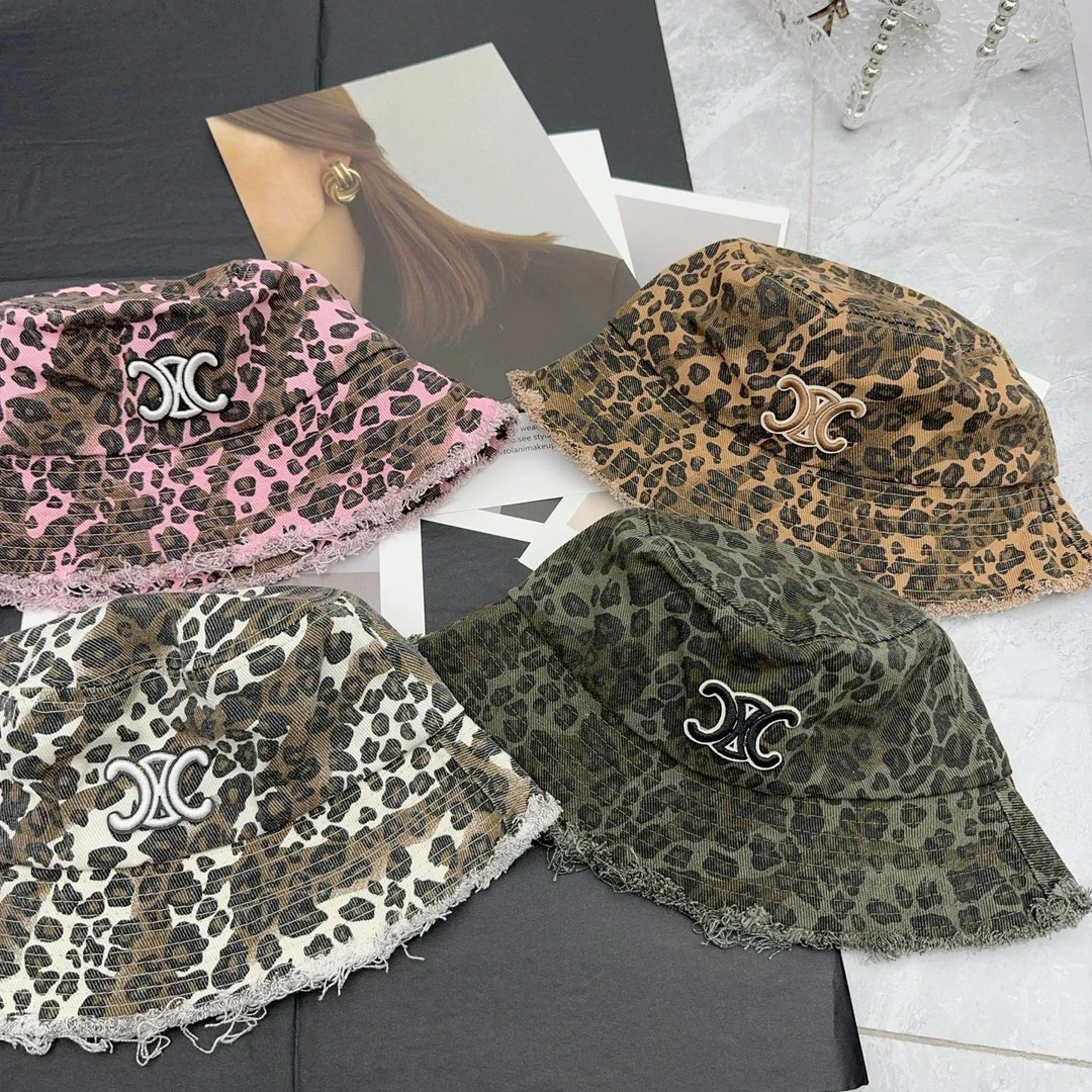 Панама Celine с леопардовым принтом