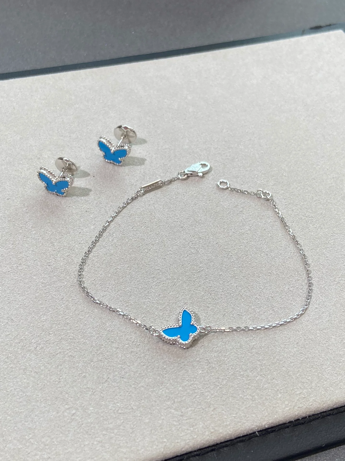 Ван Век - Колье 127