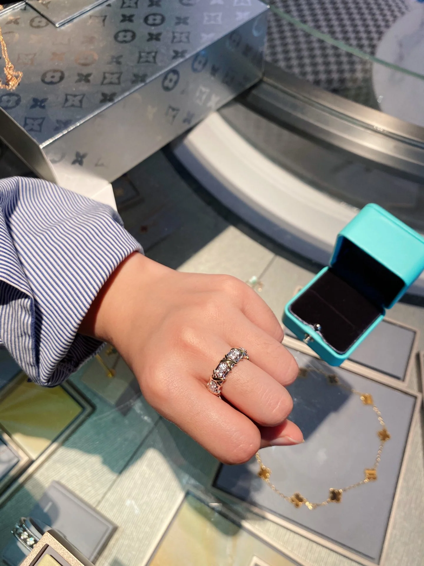 Кольцо Тиффани 043