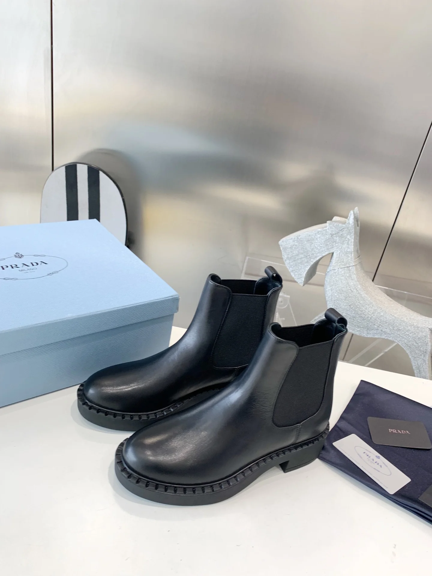 Prada - Сдержанные ботинки челси