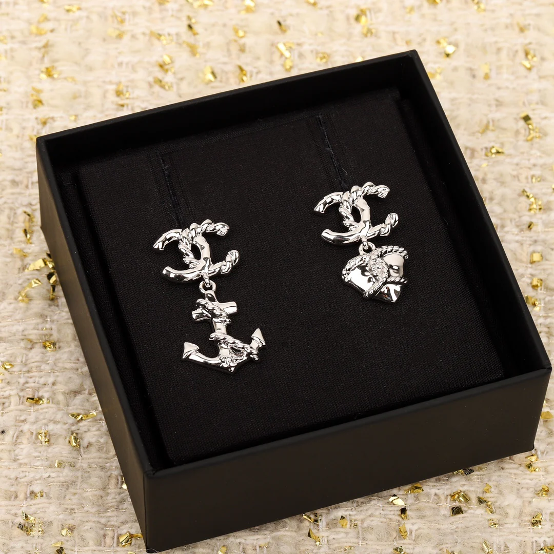 Серьги Chanel 936