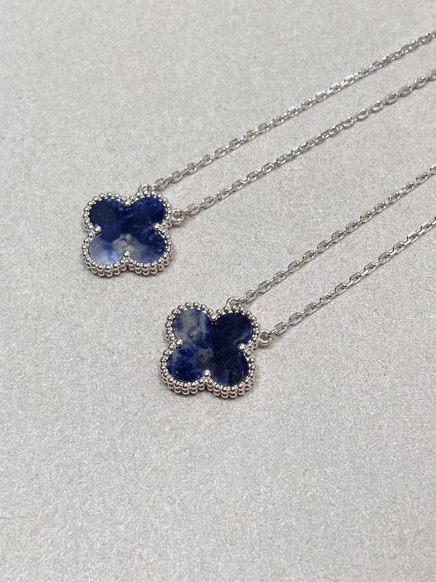 Van Ville - Колье 094