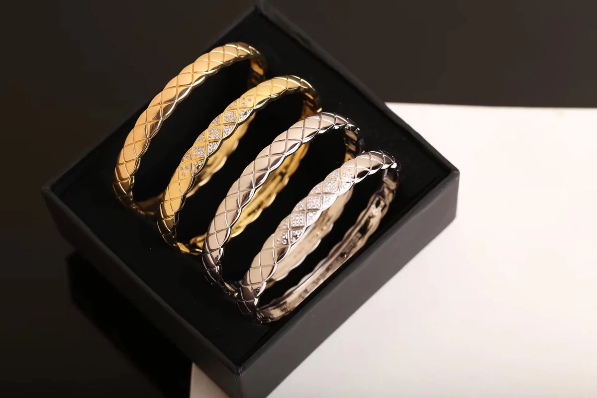 Браслет Chanel 109