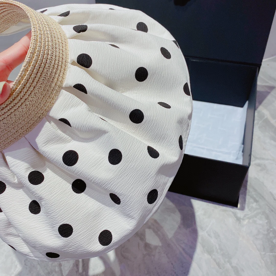 Chanel - Оригинальная соломенная шляпа