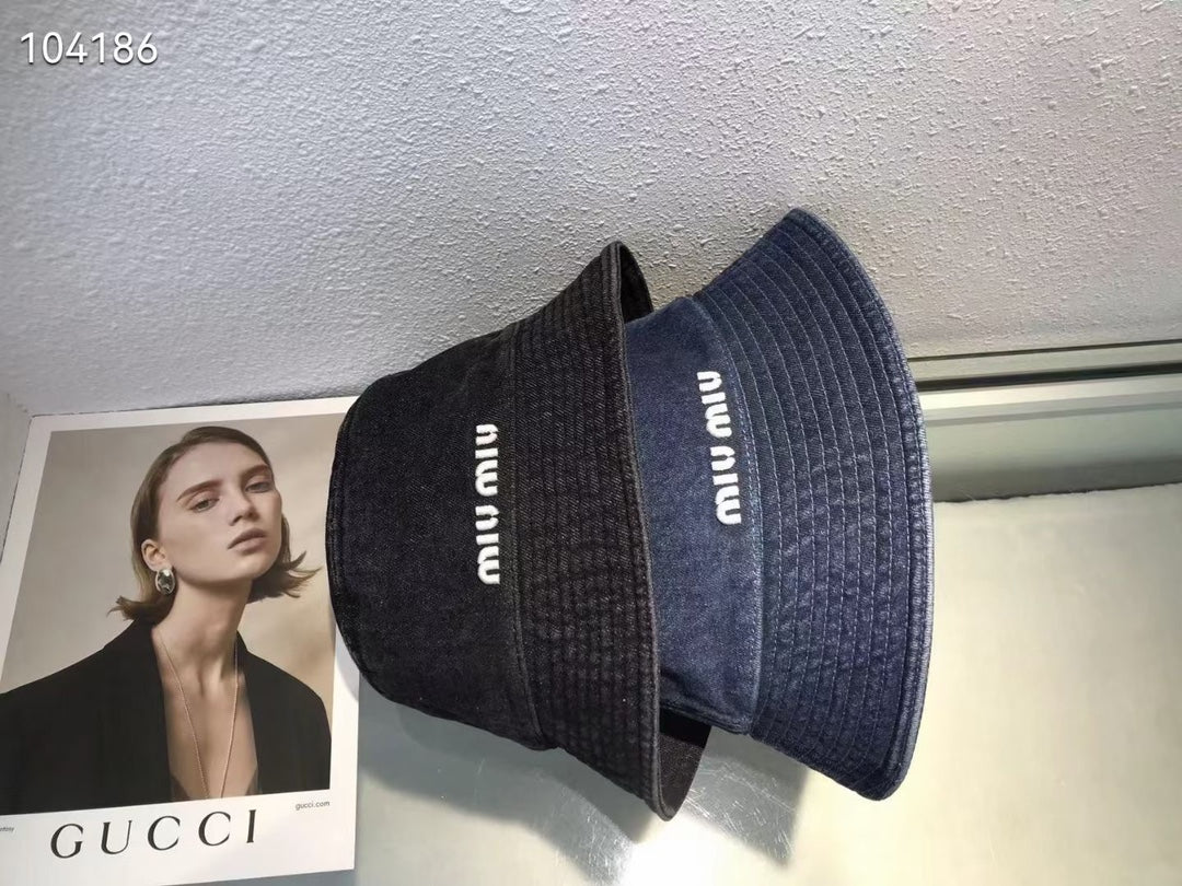 Miu Miu - Выстиранная рыбацкая шляпа