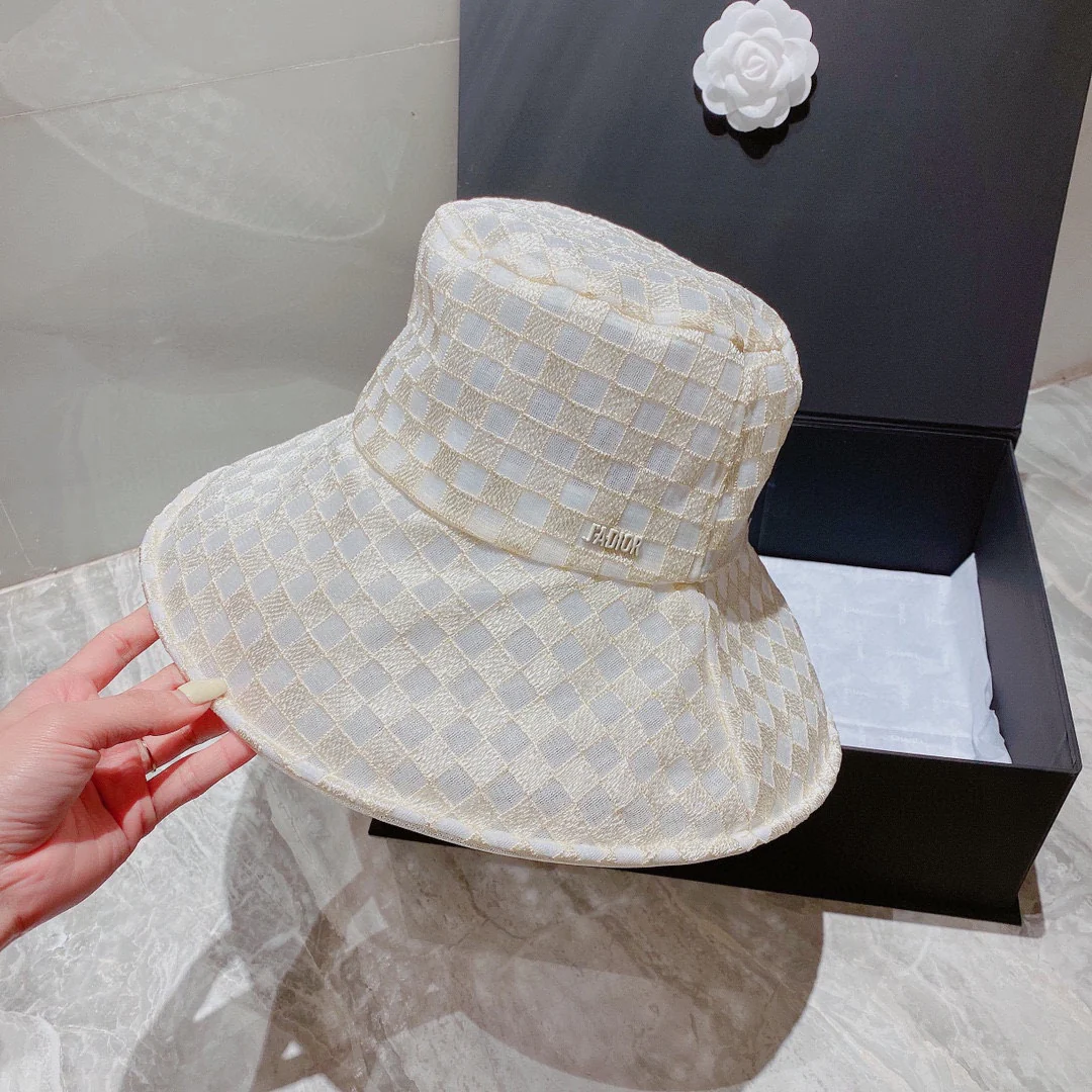 Берет/рыбацкая шляпа в клетку от Dior