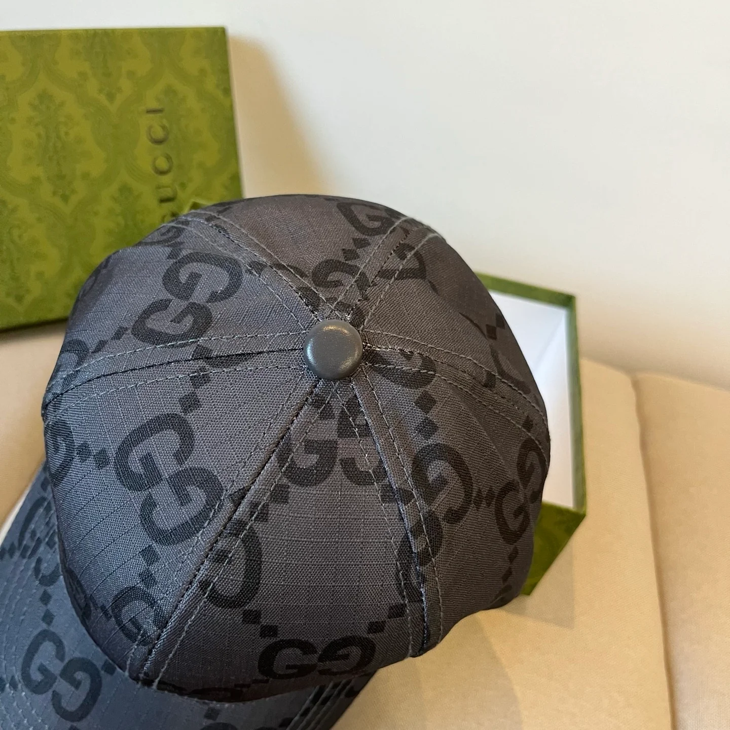 Бейсболка Gucci Classic Logo - черная