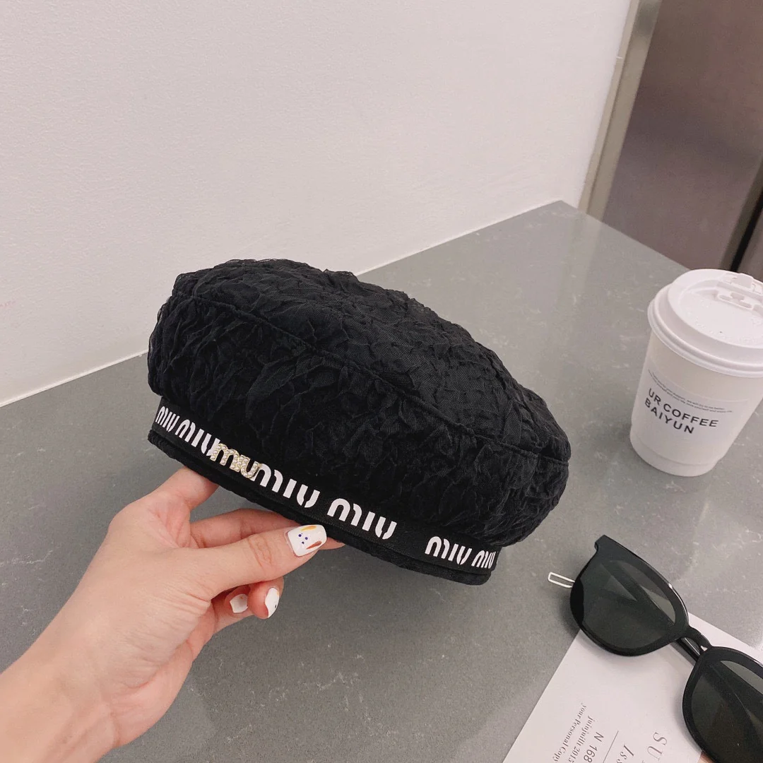 Сетчатый берет Miu Miu - черный