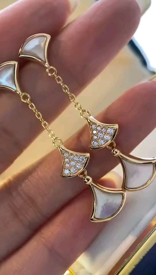 Серьги Bvlgari 006