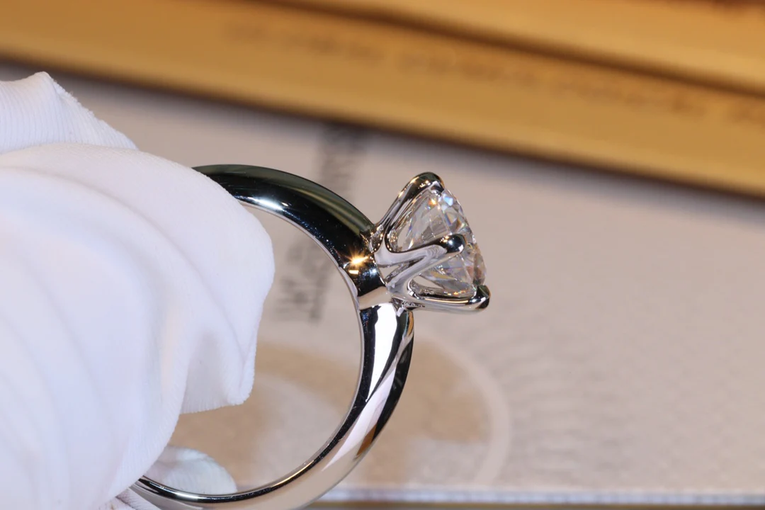 Кольцо Тиффани 044