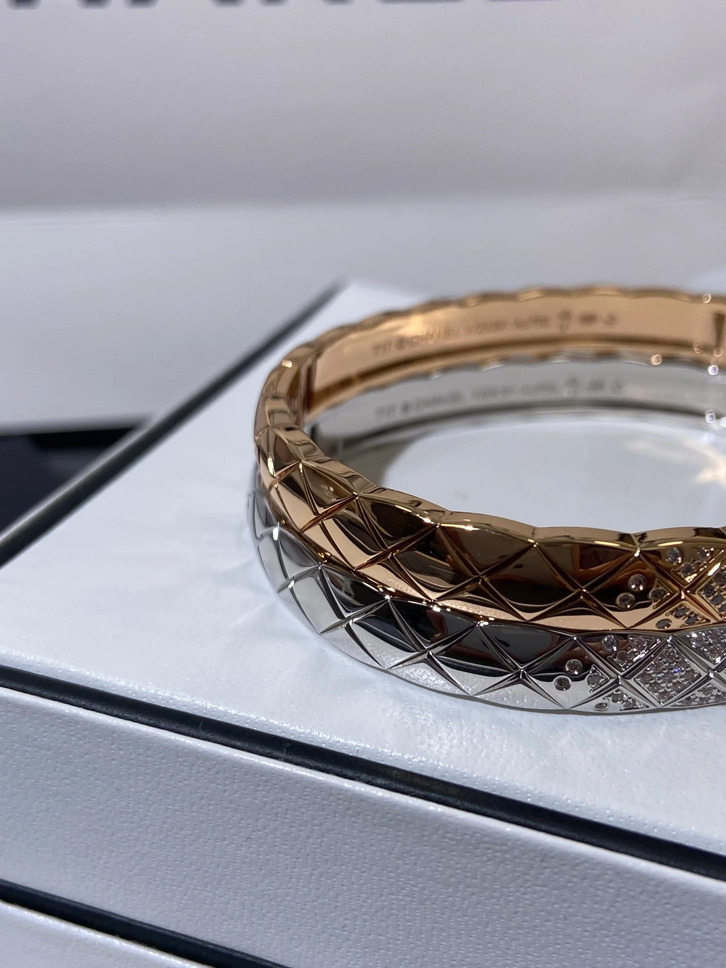 Браслет Chanel 105