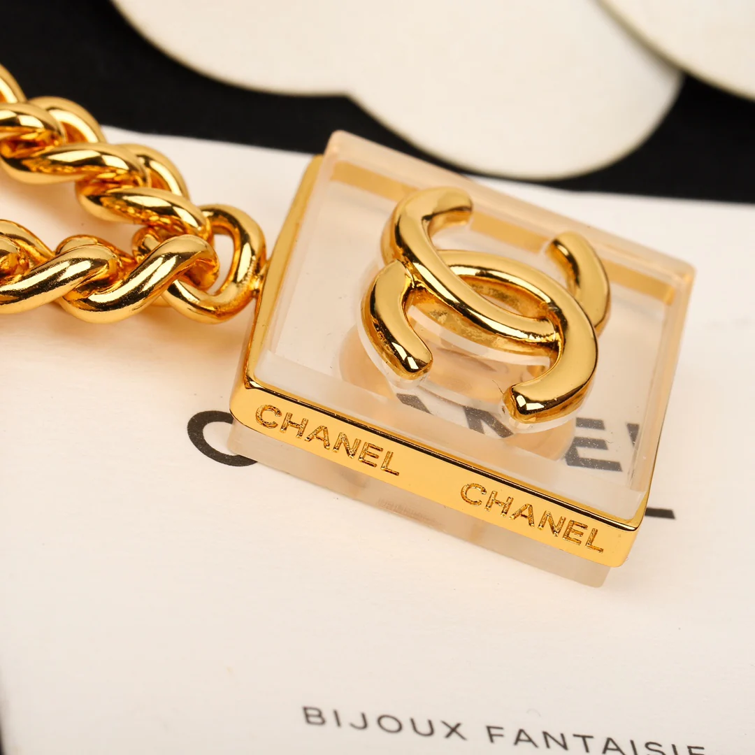 Chanel - Колье 378