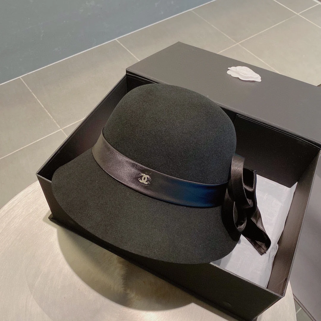 Chanel - Шерстяная шляпа - Черная - 1