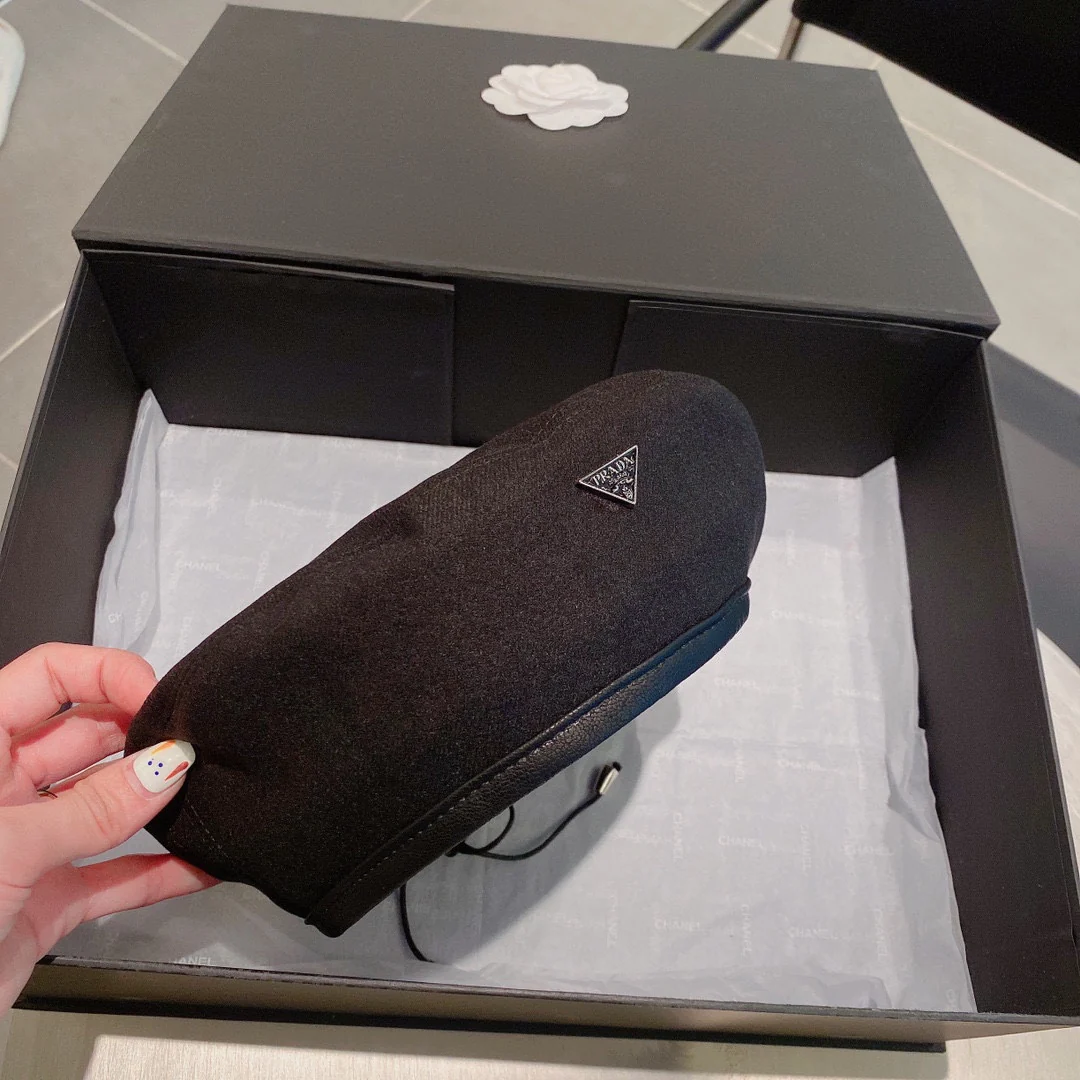 Шерстяной берет Prada - черный - 2