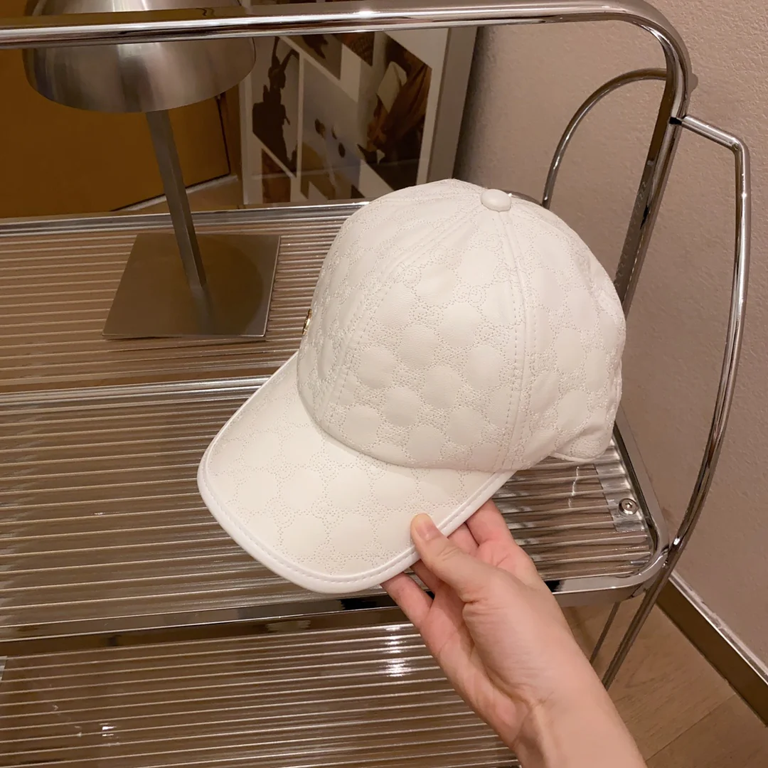 Кожаная бейсболка Gucci - белая