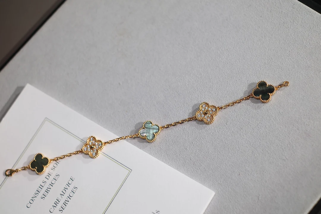 Van Vek - Браслет 079