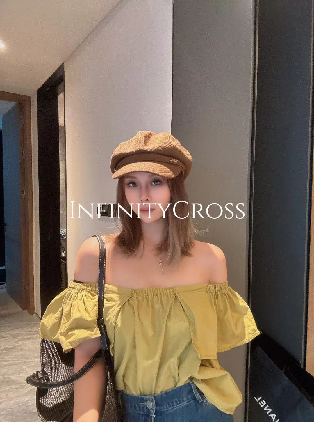 Chanel - Ретро-кепка-газетчица из коллекции осень/зима