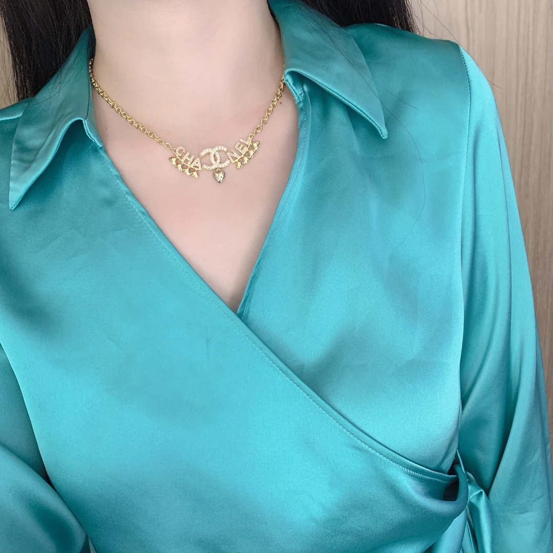 Chanel - Колье 370