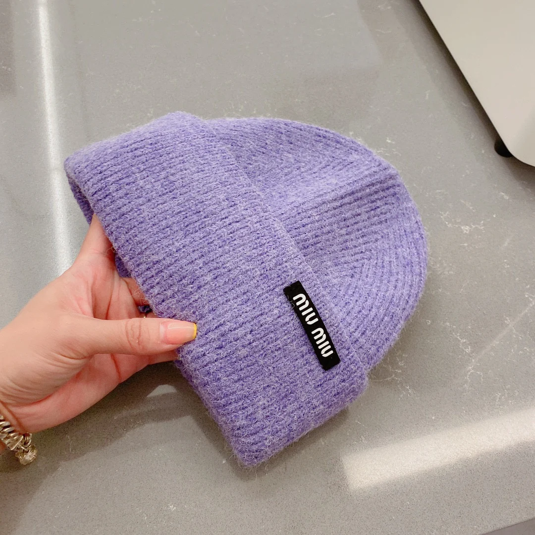 Miu Miu - Вязаная шапка-бини - Унисекс - Фиолетовая
