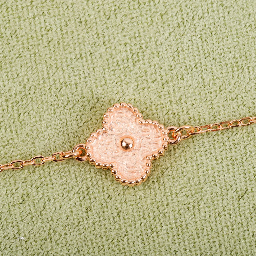 Van Vek - Браслет 039