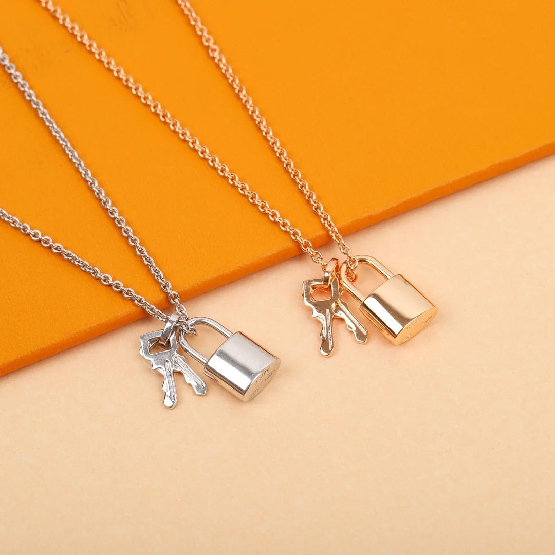 LV-Ожерелье 032