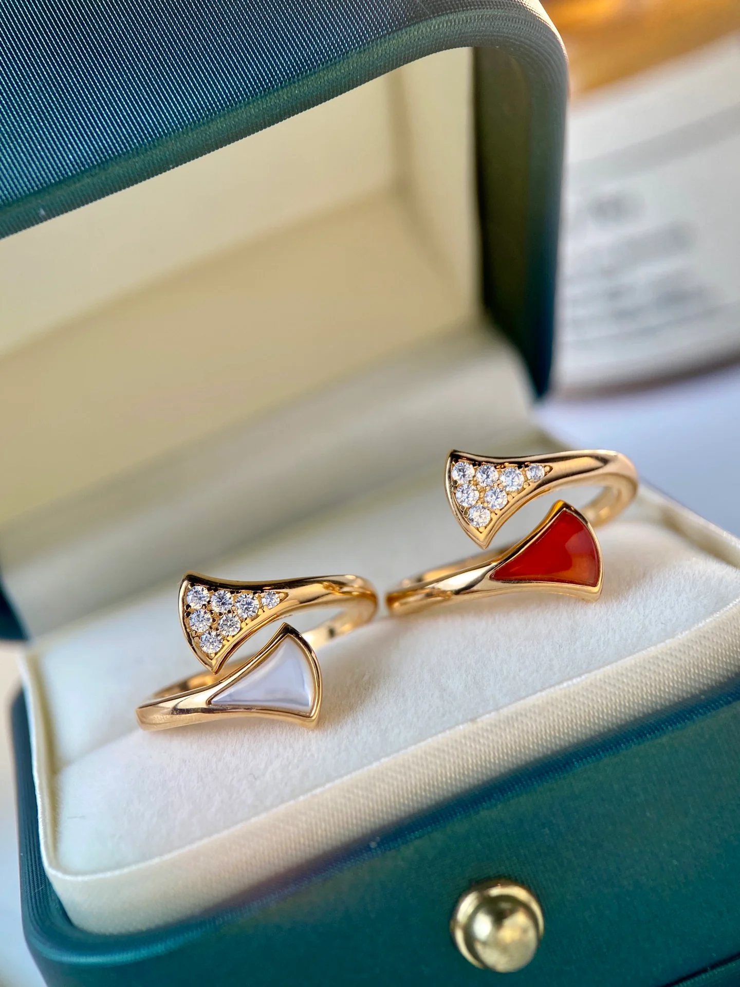 Кольцо Bvlgari - 55