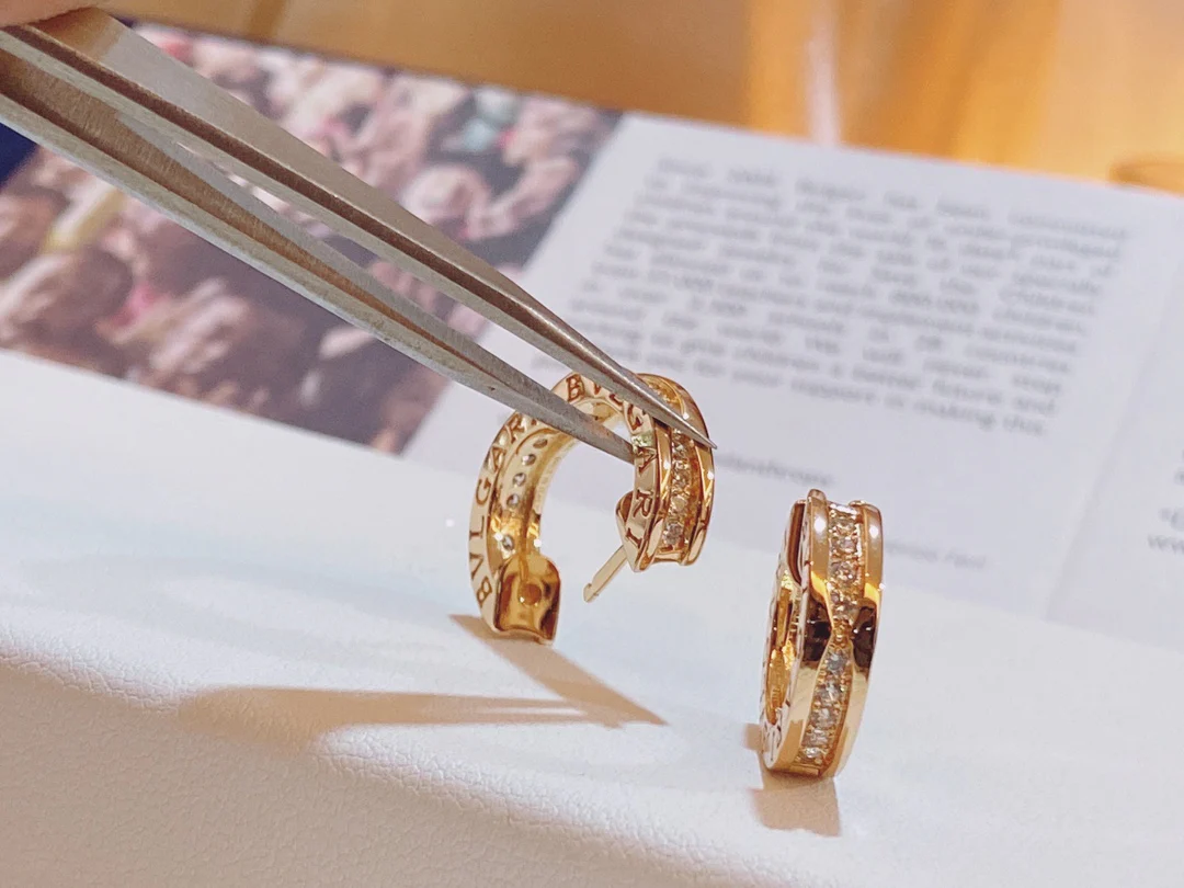 Серьги Bvlgari 022