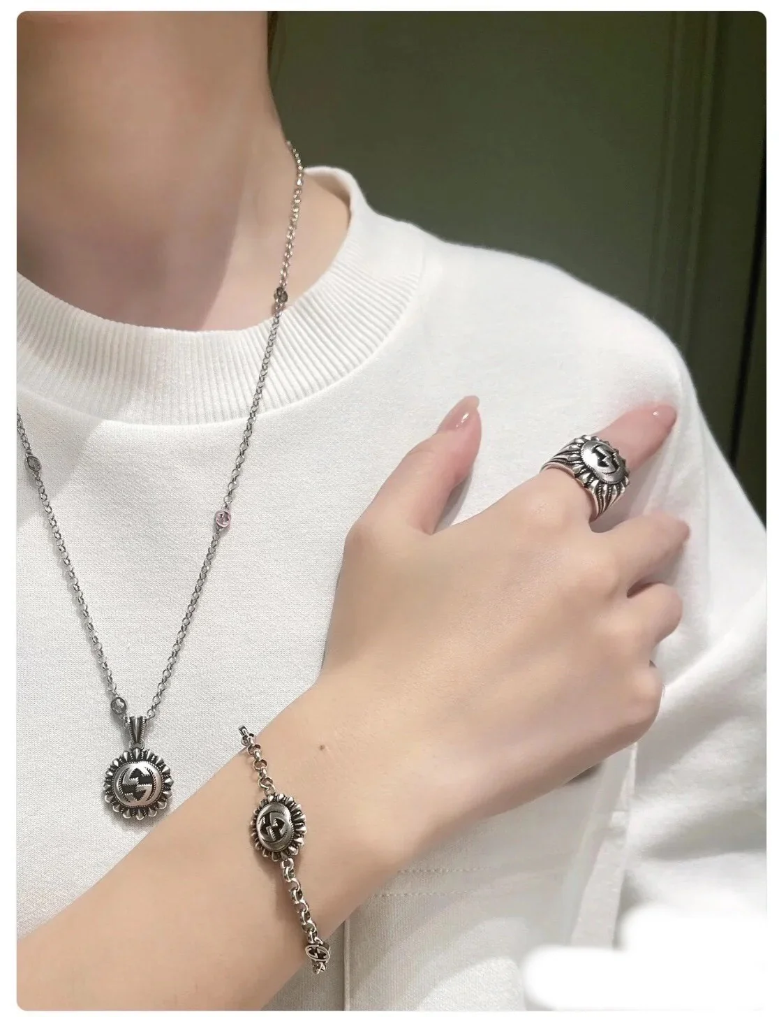 Gucci - Колье 048