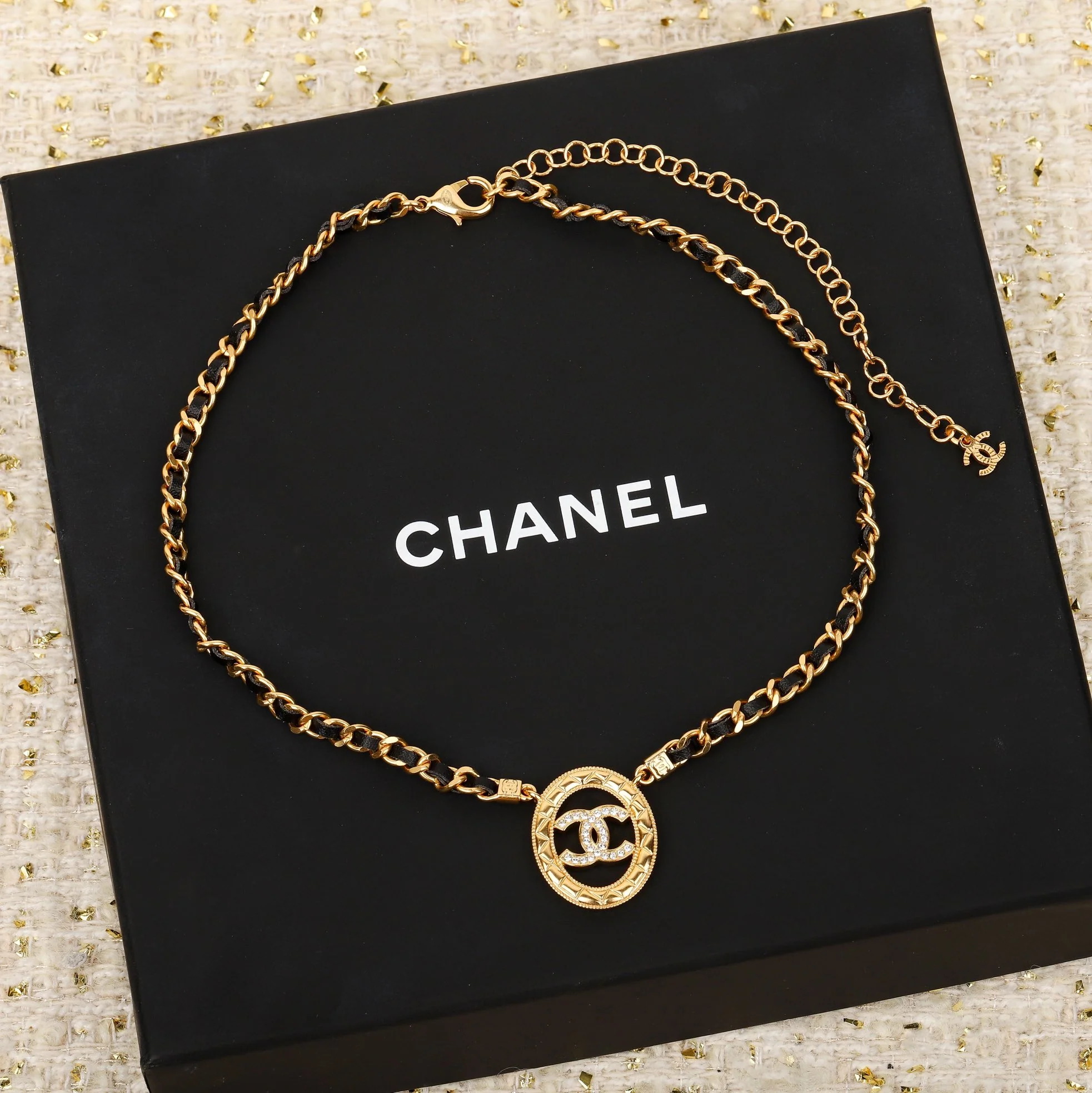 Колье Chanel 595