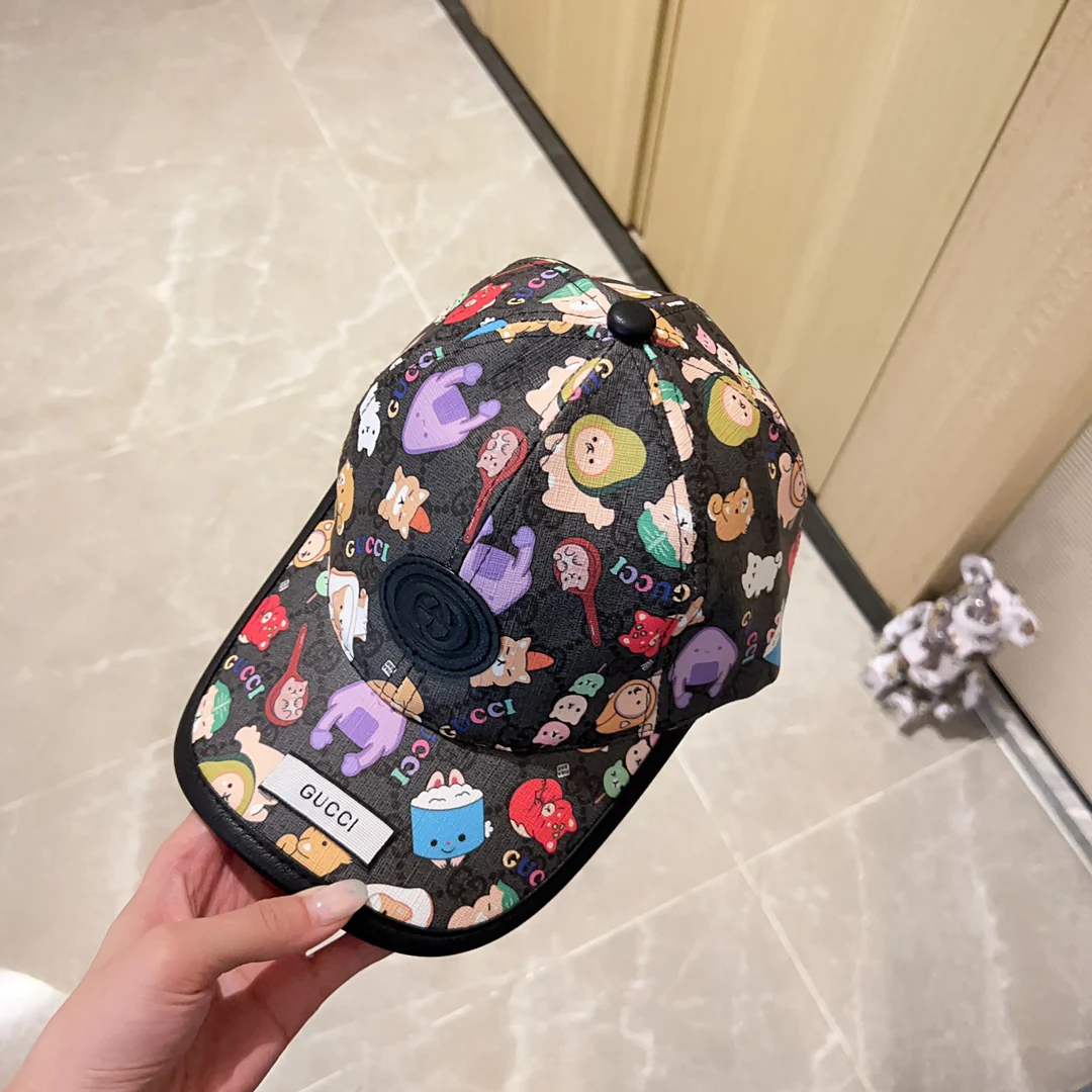 Новинка сезона весна/лето 2023 от Gucci - бейсболка с кожаной отделкой - черная