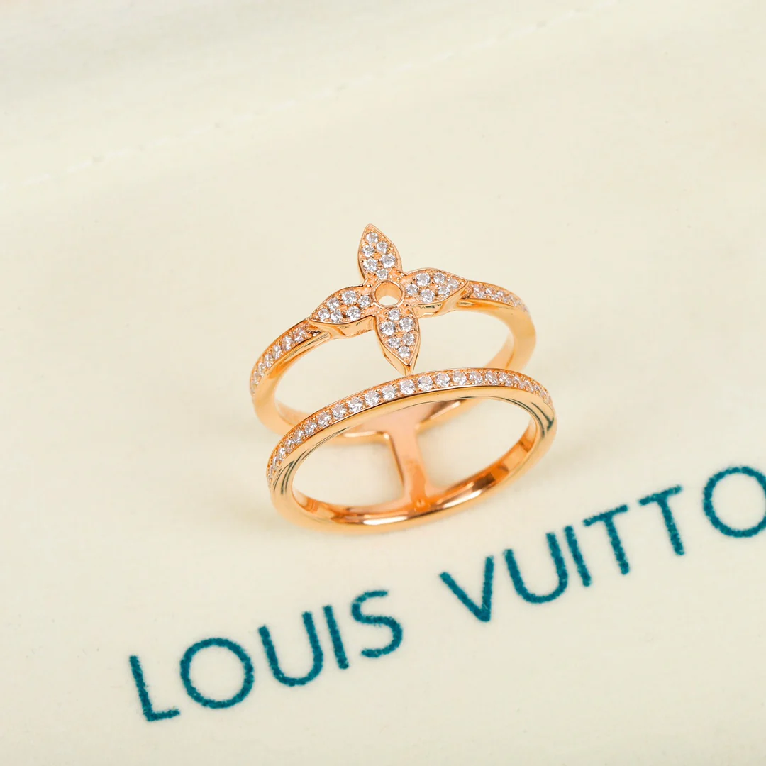 LV Ring 009