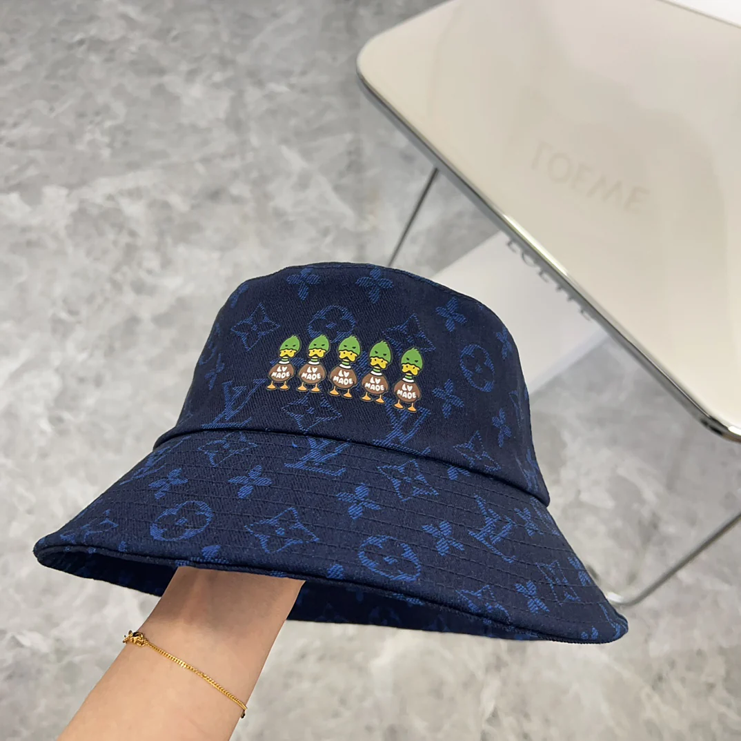 Панама LV 2024 New Classic Monogram — синяя