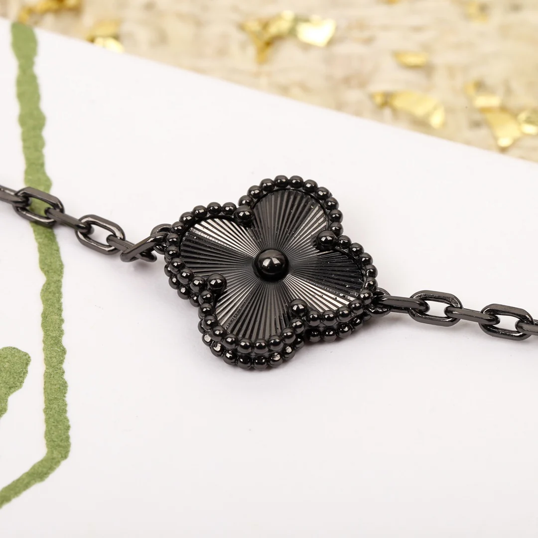 VCA-Браслет 008