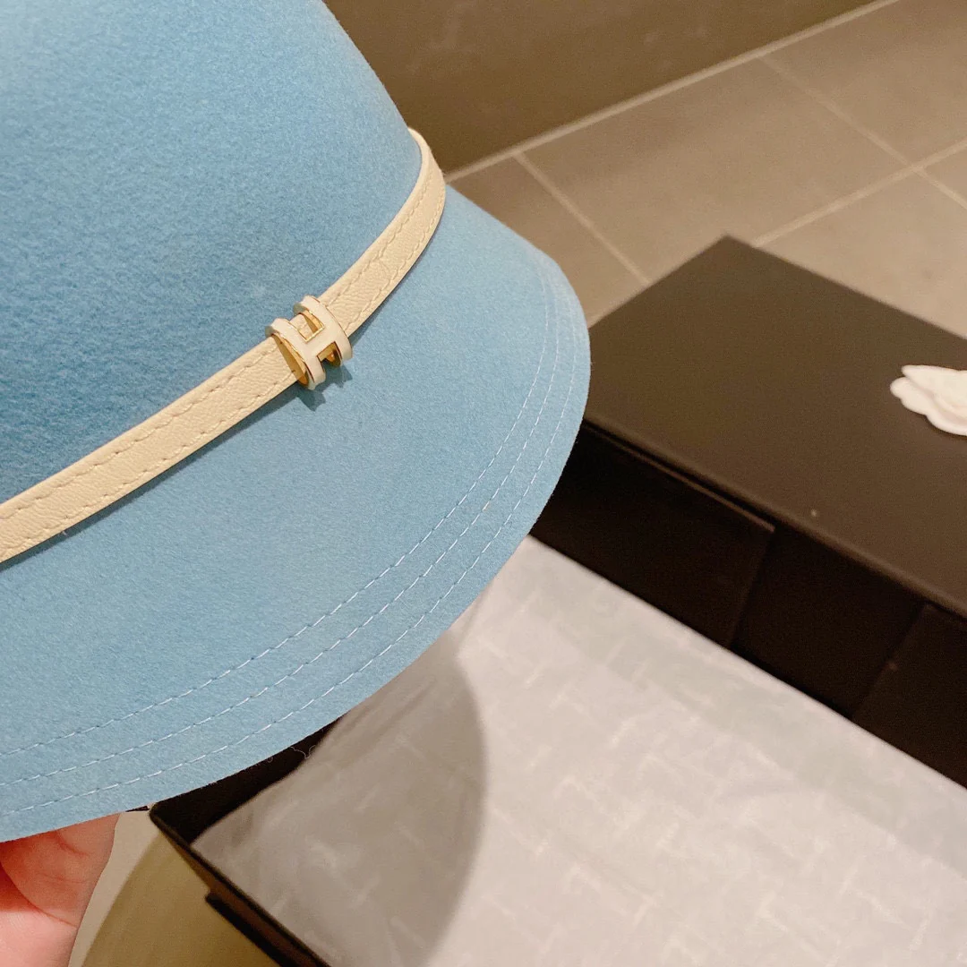 Шерстяная шляпа Hermes - светло-голубая