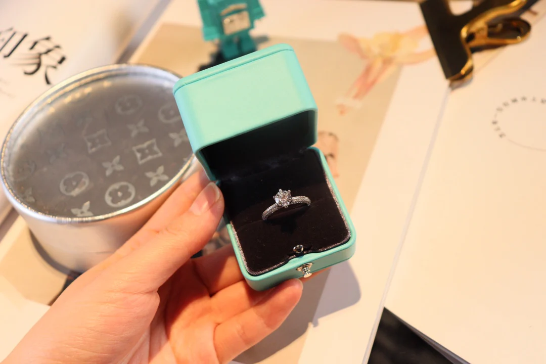 Кольцо Тиффани 031