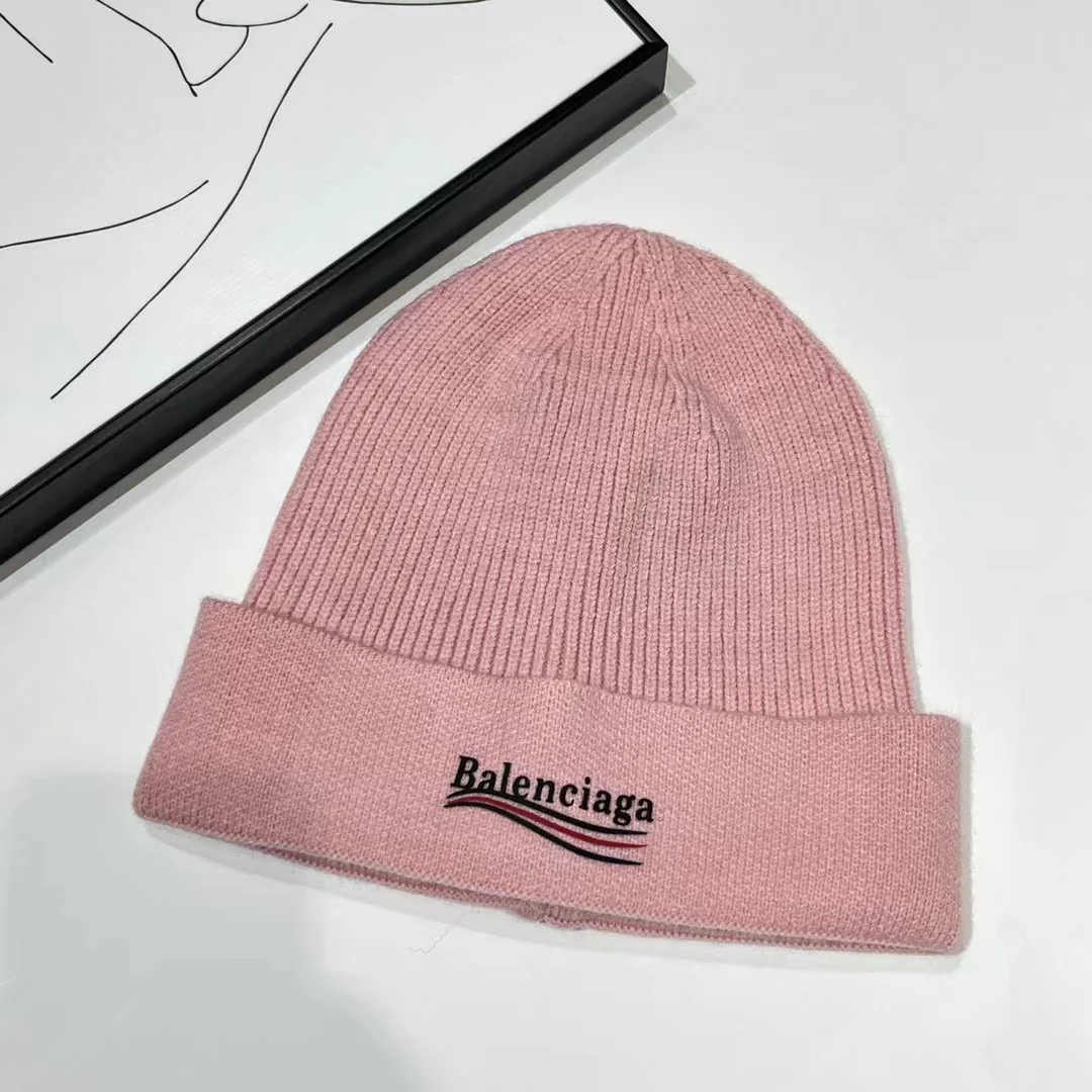 Balenciaga - Шерстяная вязаная шапка