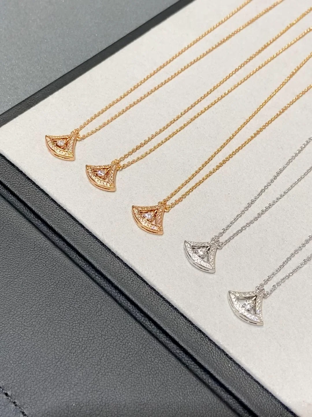 Bvlgari - Колье 062