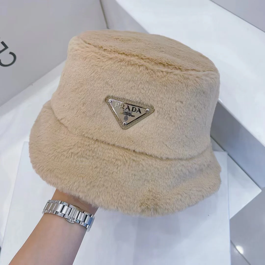 Prada - Рыбацкая шляпа из норки