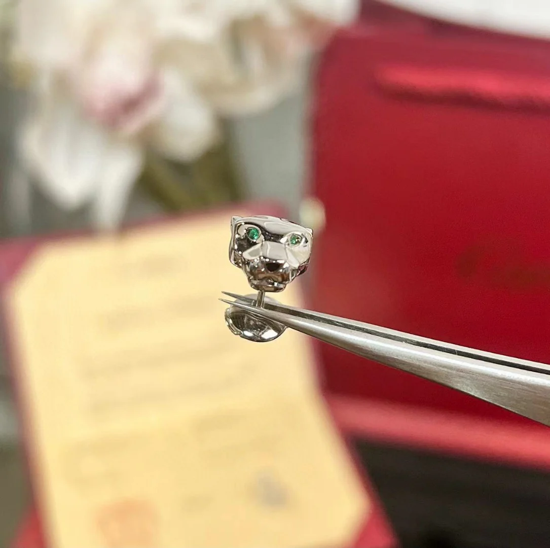 Серьги Cartier 059