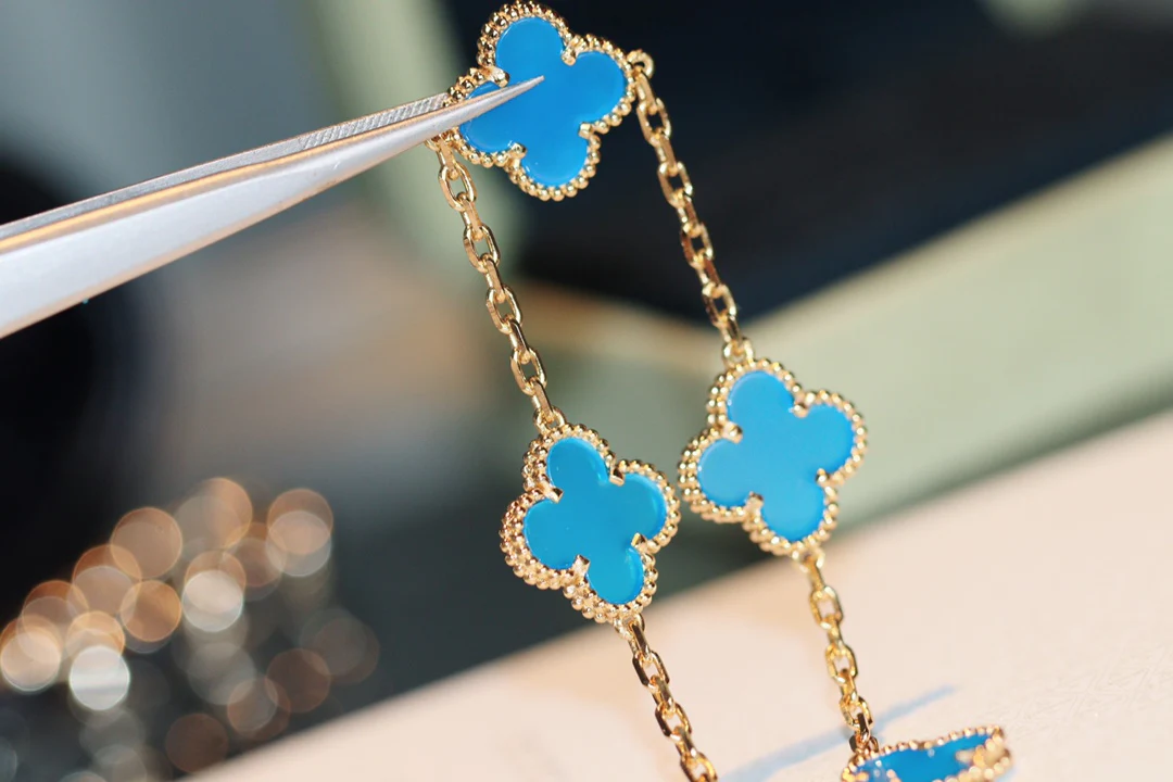 Браслет VCA - 17