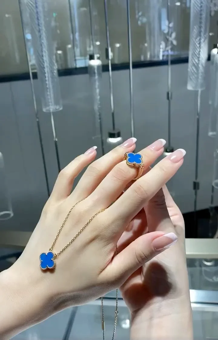 Van Vek - Колье 089