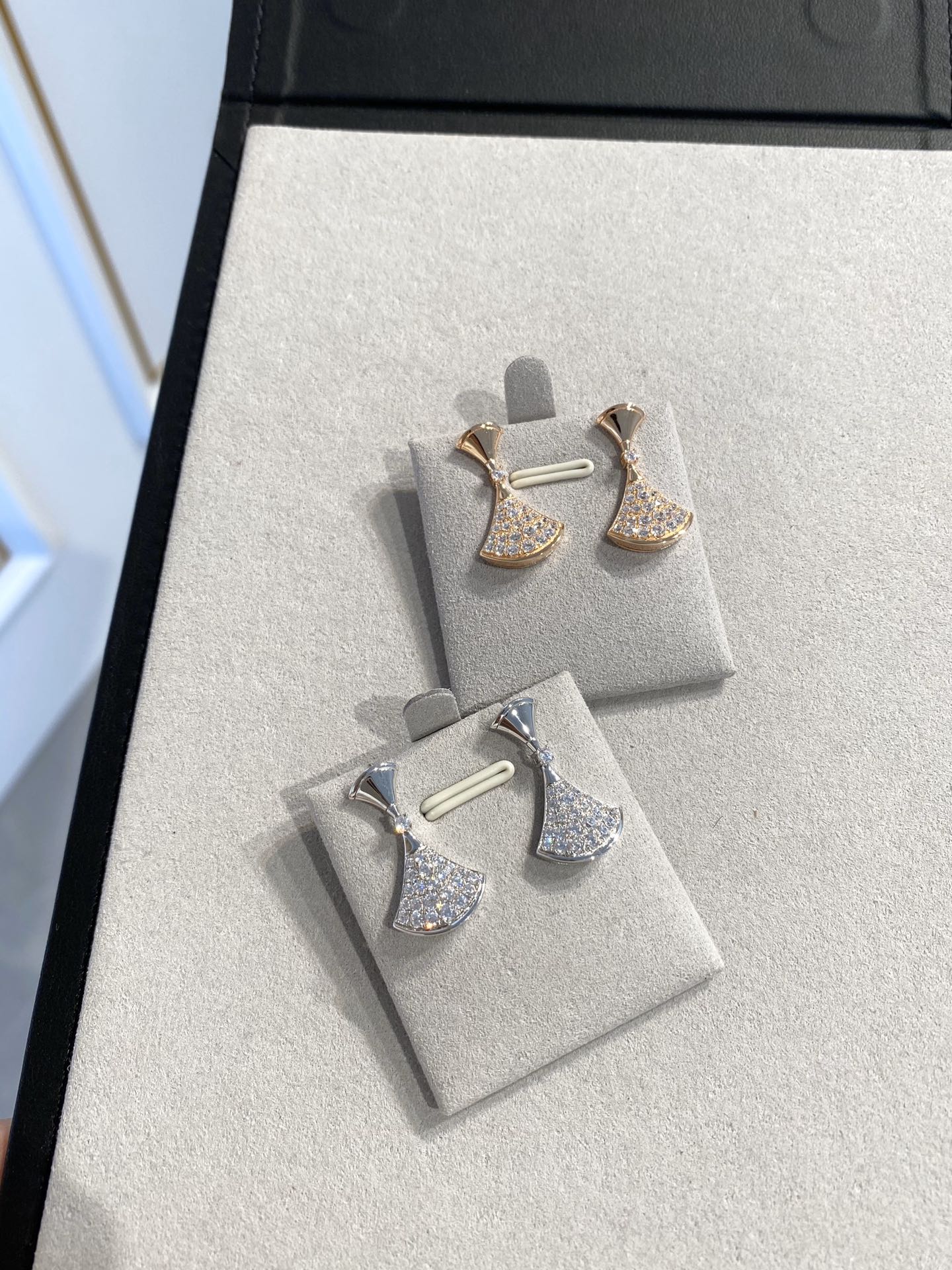 Серьги Bvlgari 034