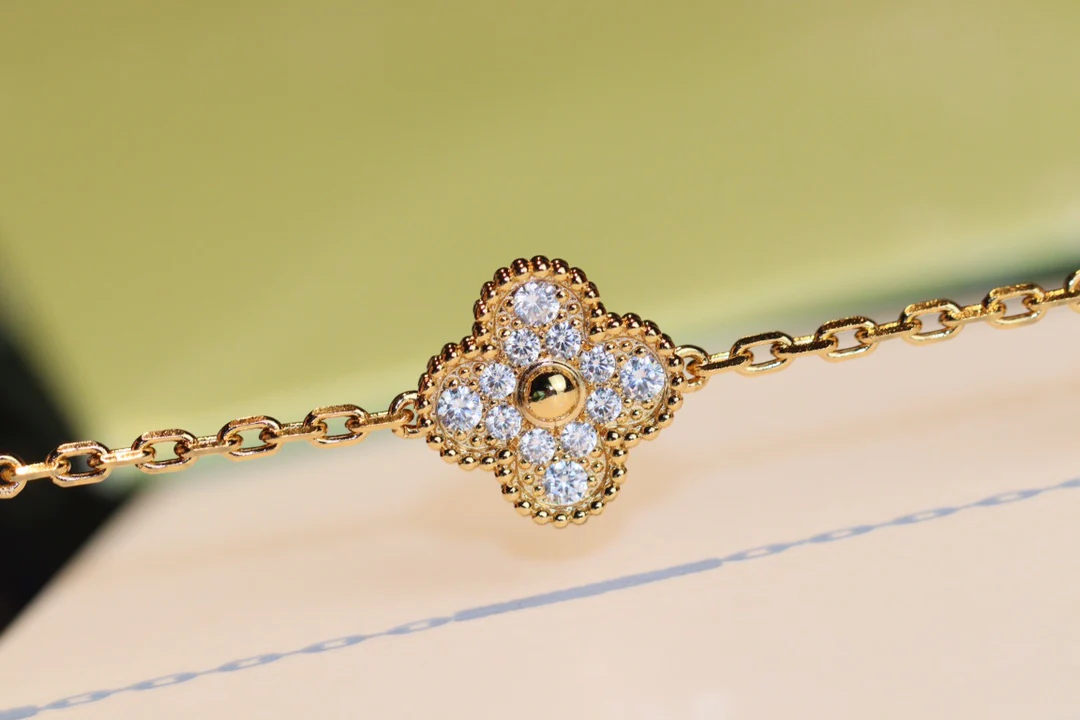 Браслет VCA - 7