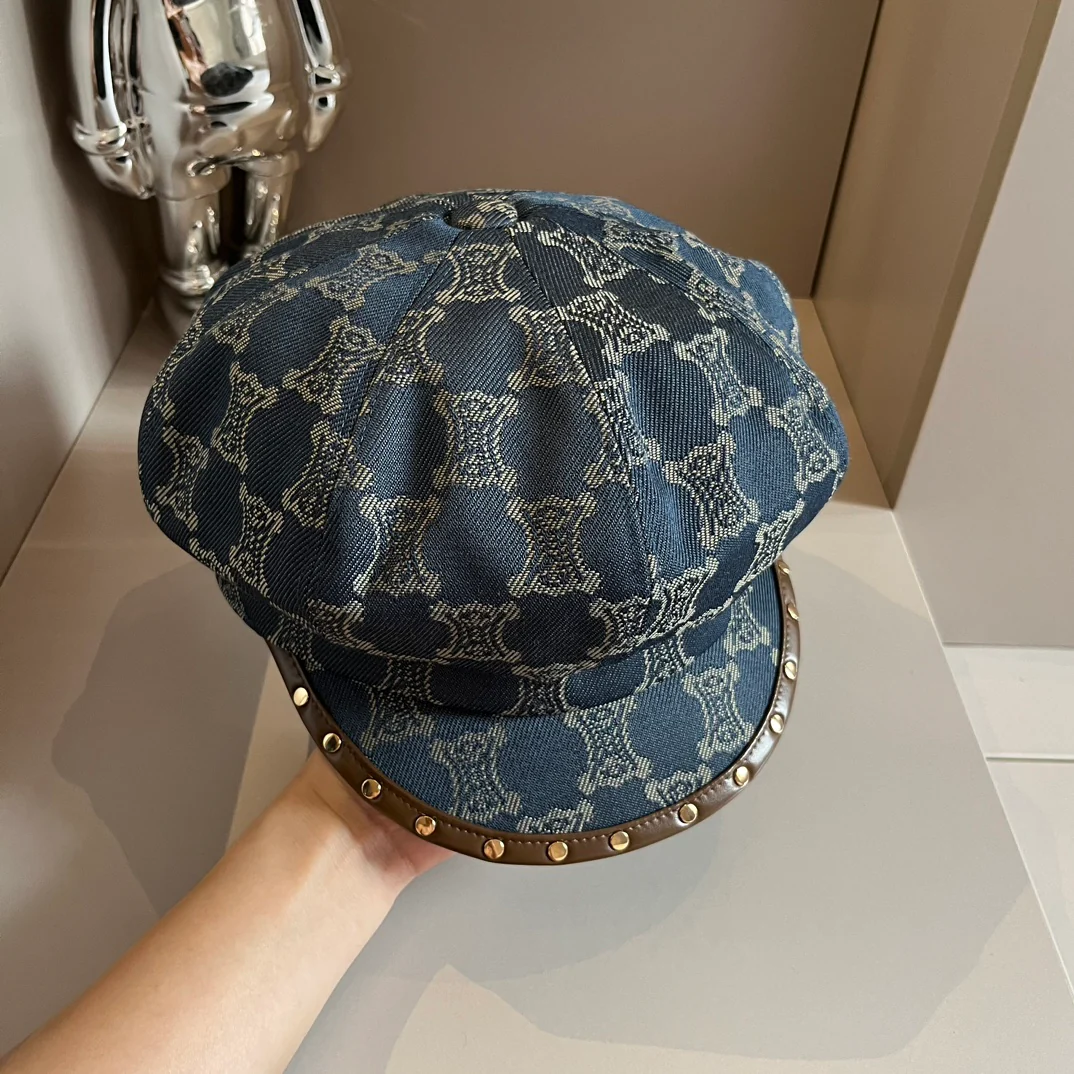 Celine - Новая монограмма, шляпа художника - синяя