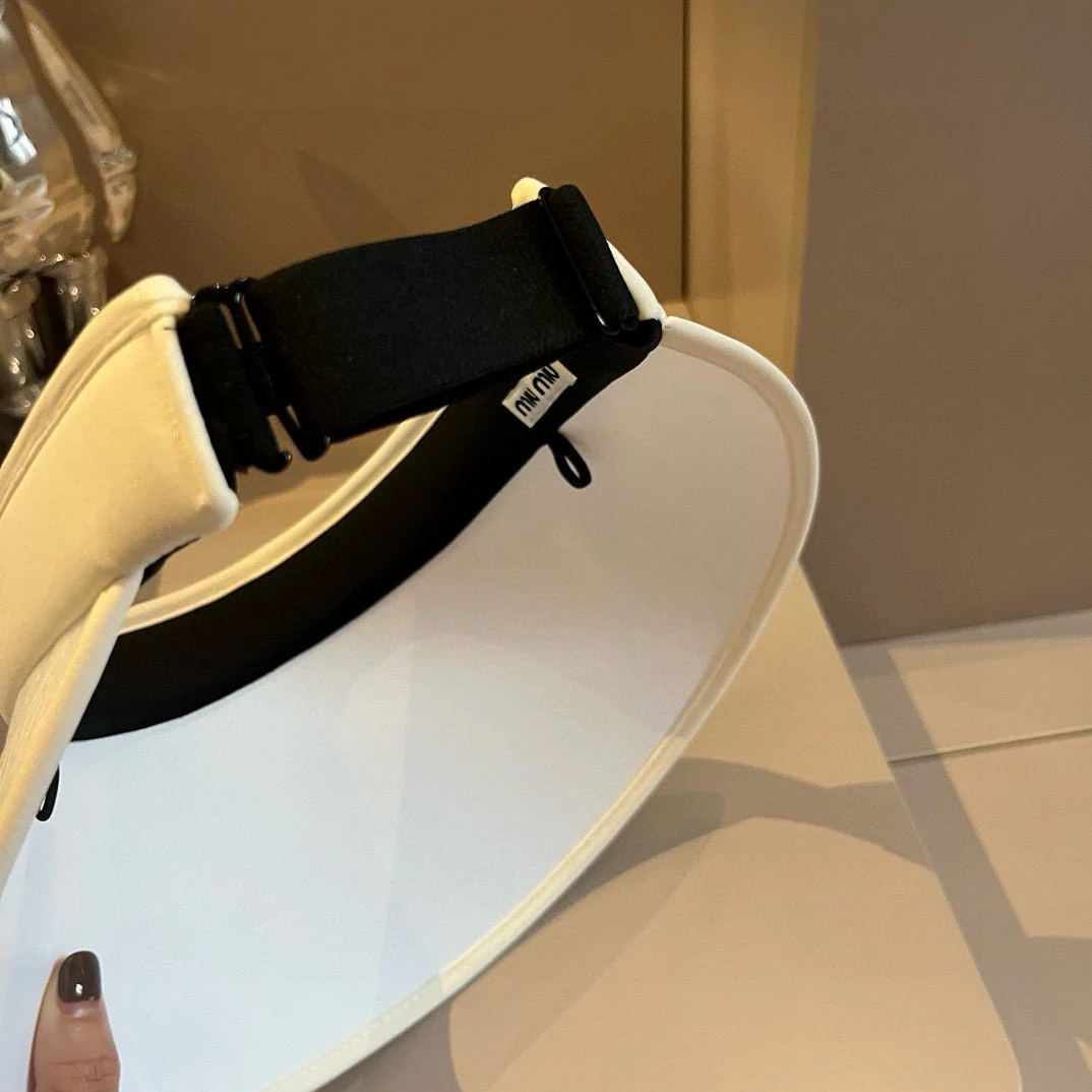 Miu Miu - Солнцезащитная шляпа с бабочкой - Белая