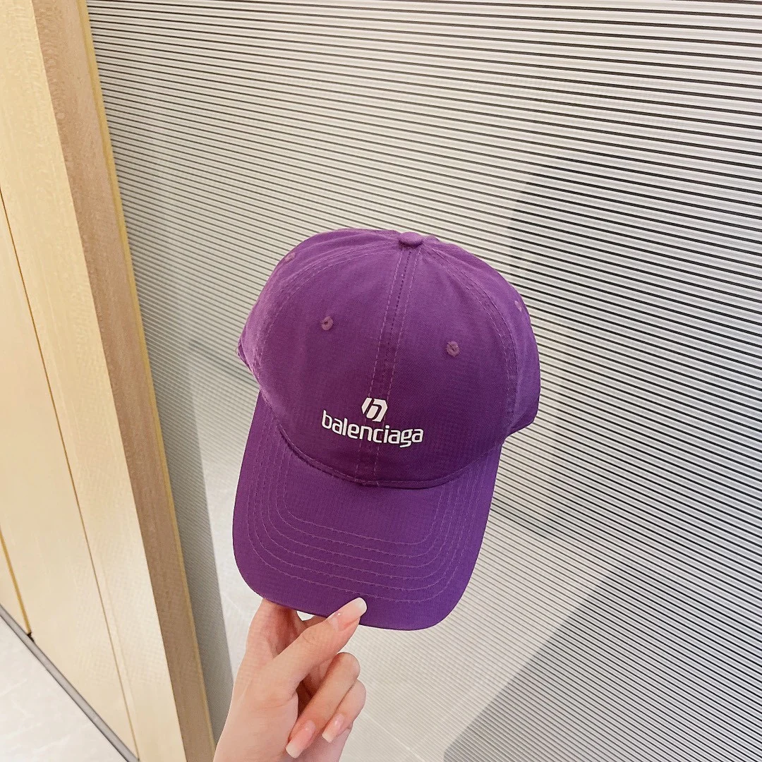 Balenciaga - Минималистичная бейсболка - Разные цвета - 1 шт.