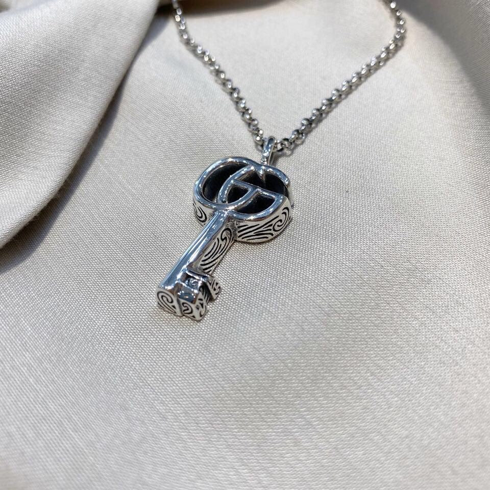 Gucci - Колье 066