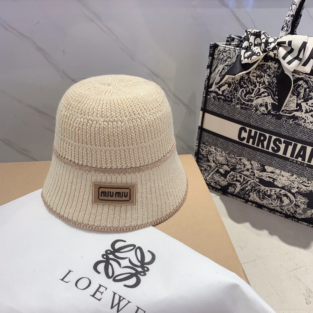 Вязаная панама Miu Miu