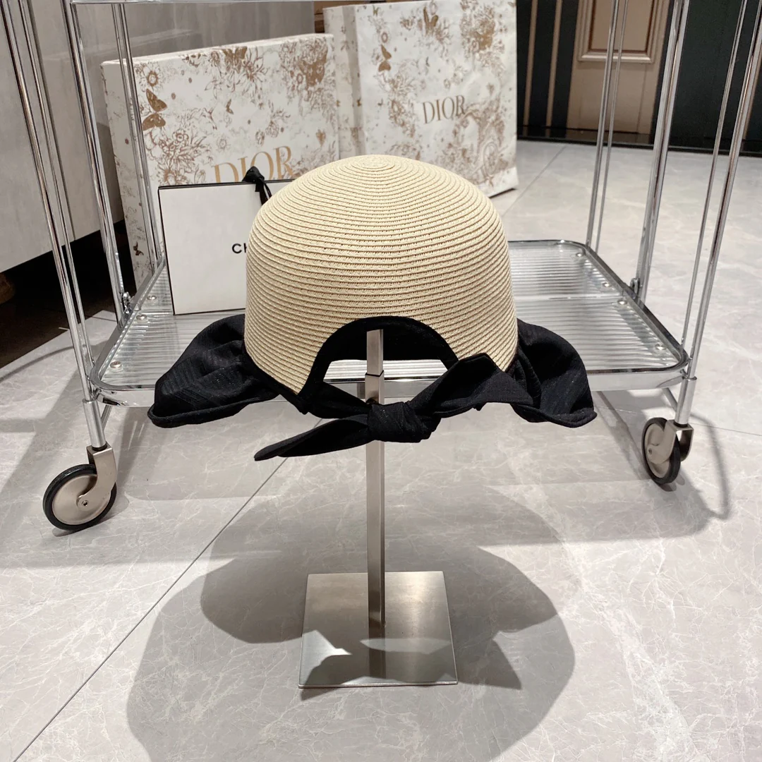 Новинка сезона весна/лето 2023 от Chanel - Соломенная шляпа - Солнцезащитная шляпа - Черная